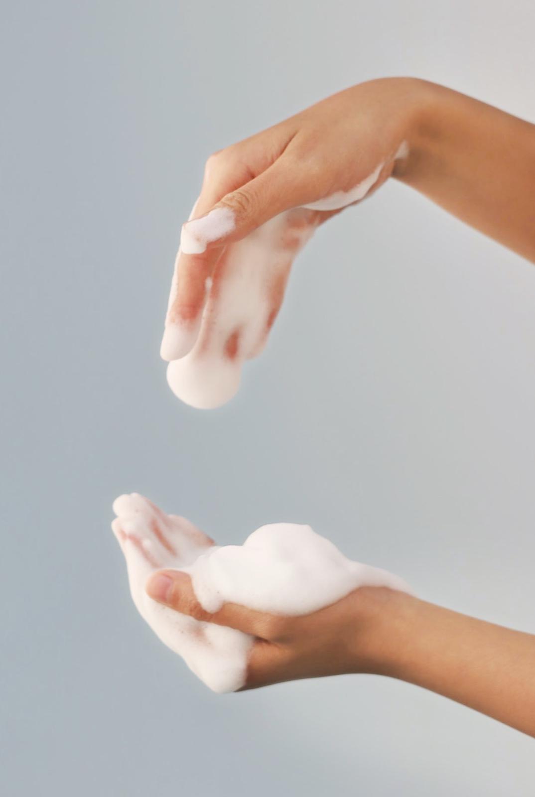 APG Gentle Cleansing Bubble (APG小柚溫和潔面泡泡)